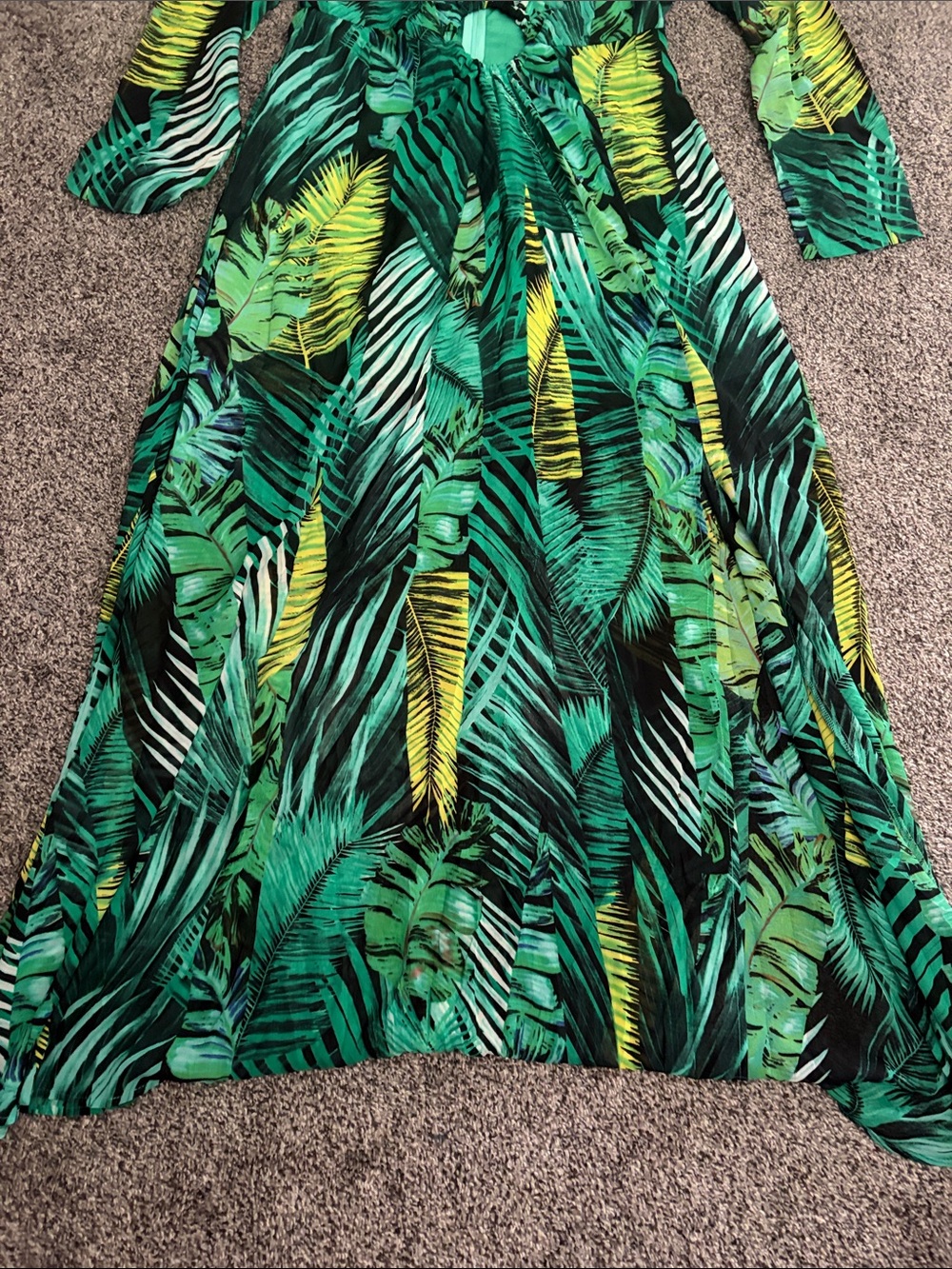 Boohoo Green Tropical Leaf Print Maxi Dress - Picture 4 of 7